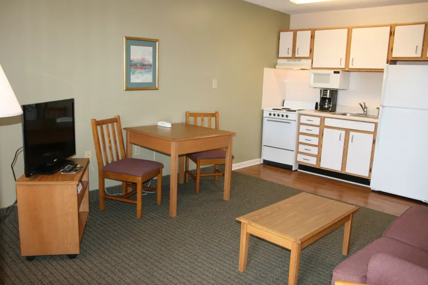 Affordable Suites Lexington - Image 1
