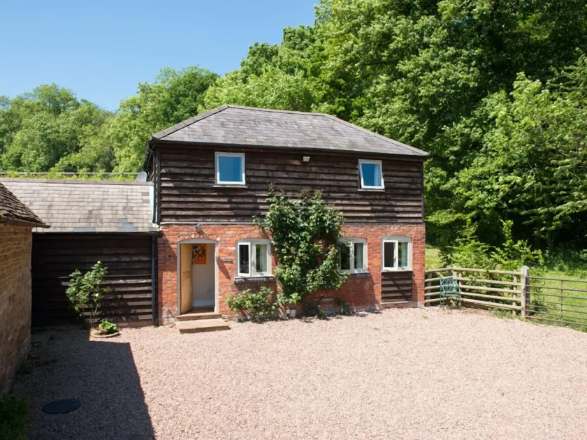 Stable Cottage - Image 1