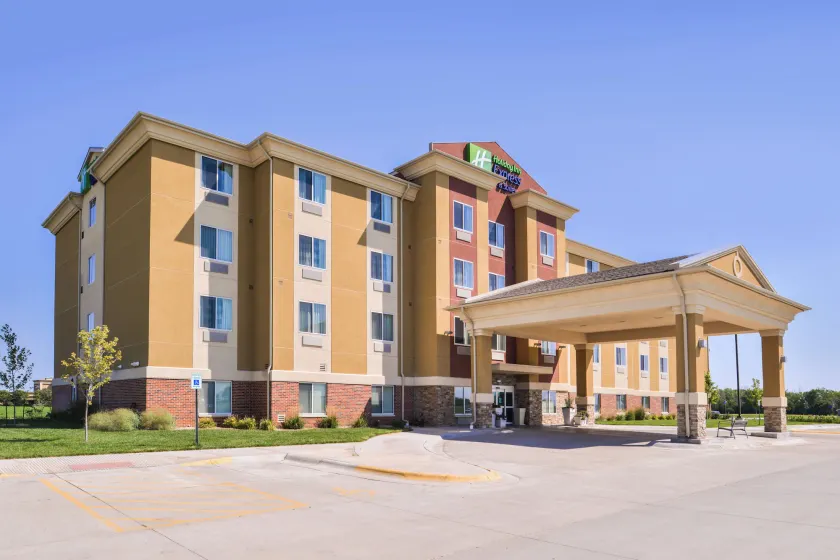 Holiday Inn Express Hotel & Suites York by IHG - Image 1