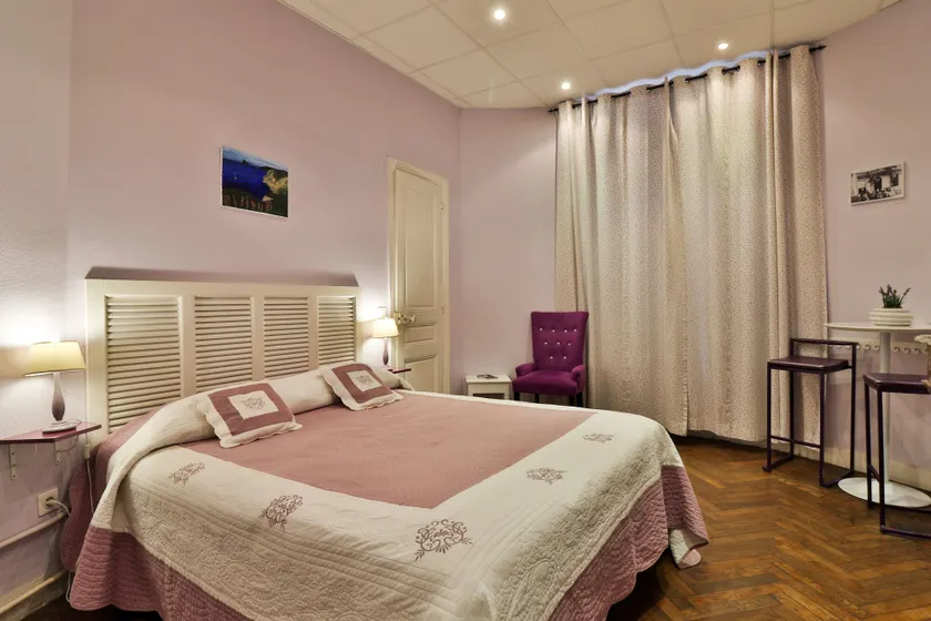 Hotel Victor Hugo Nice - Image 1