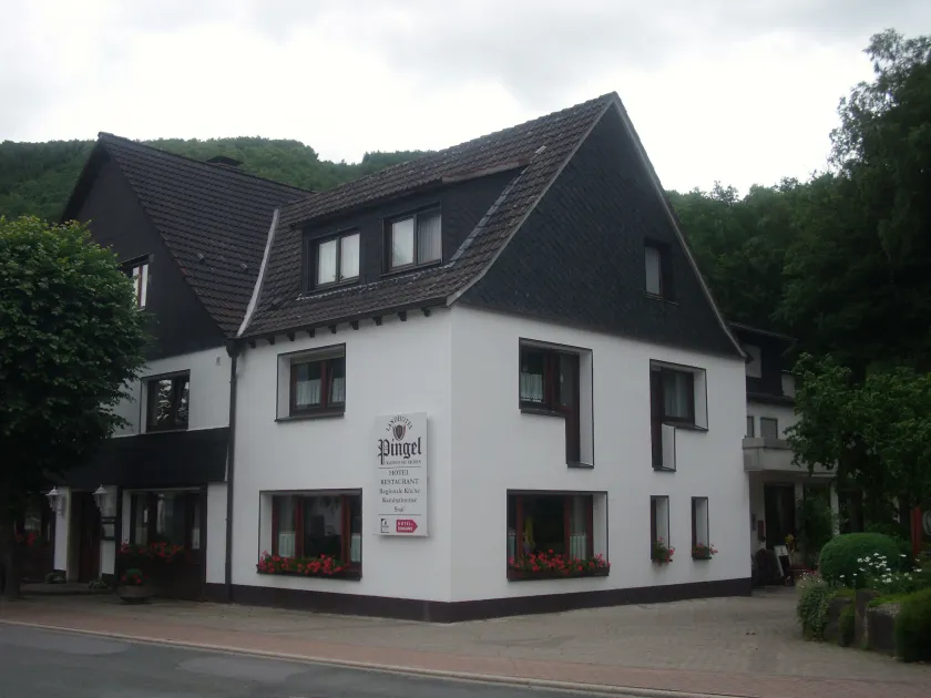 Landhotel Pingel - Image 1