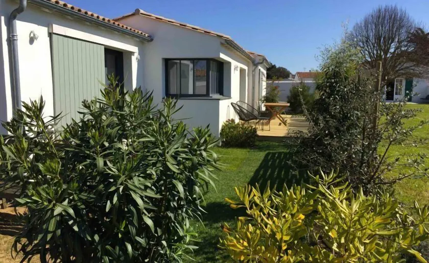 Maison d'Hôtes Les Petites Terres - Image 1