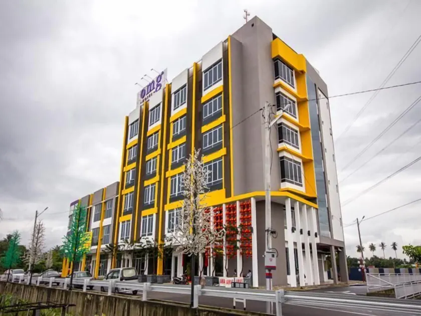 OMG Hotel - Image 1