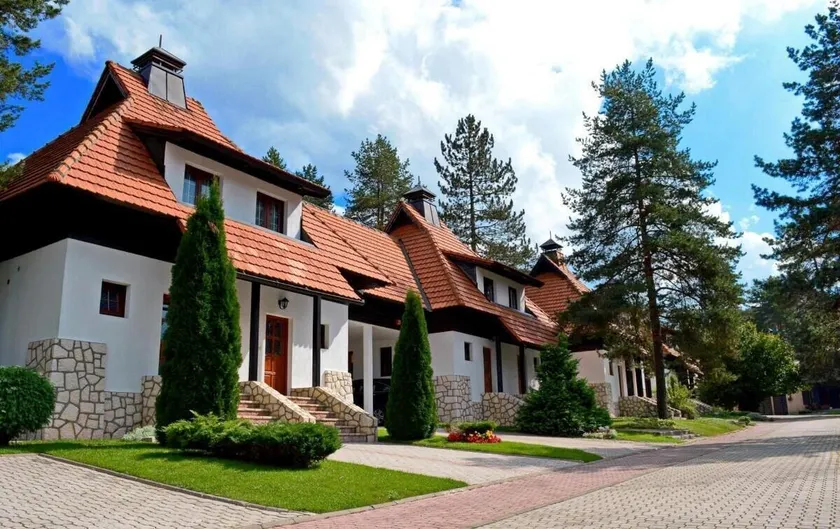 KRALjEVI KONACI ZLATIBOR - Image 1