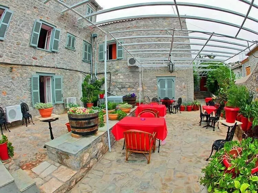 Theano Guesthouse - Image 1