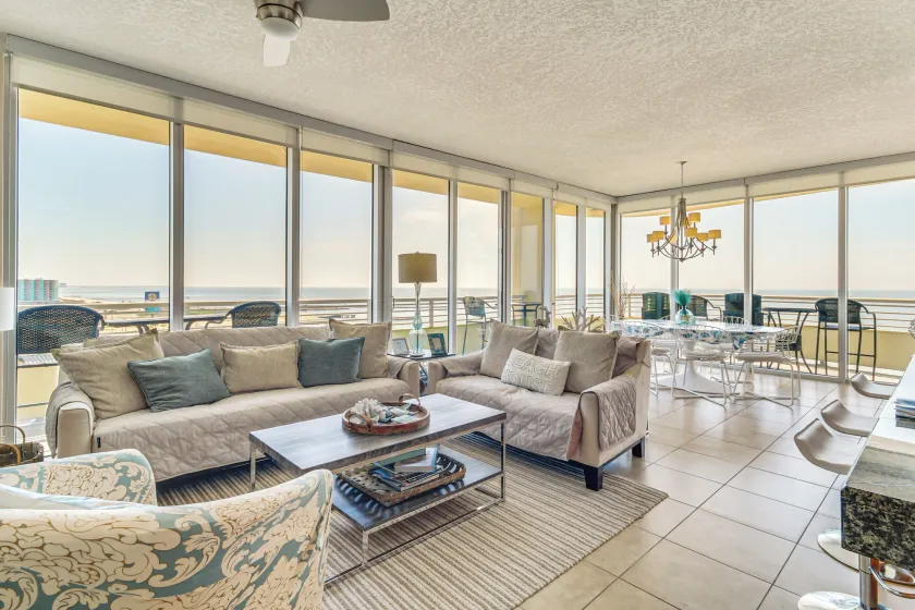 Walk to Beach: Luxury Biloxi Condo w/ Pool Access! - Image 1