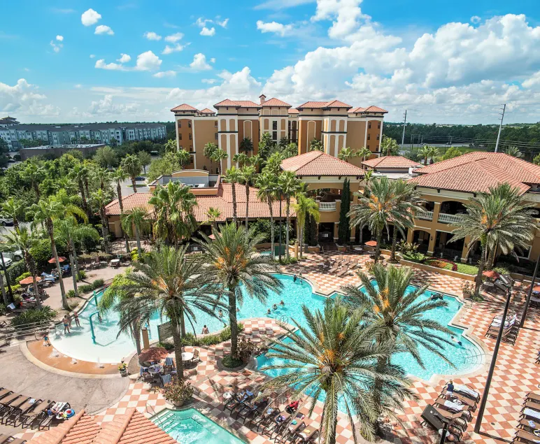 Floridays Orlando Two & Three Bed Rooms Condo Resort - Image 1