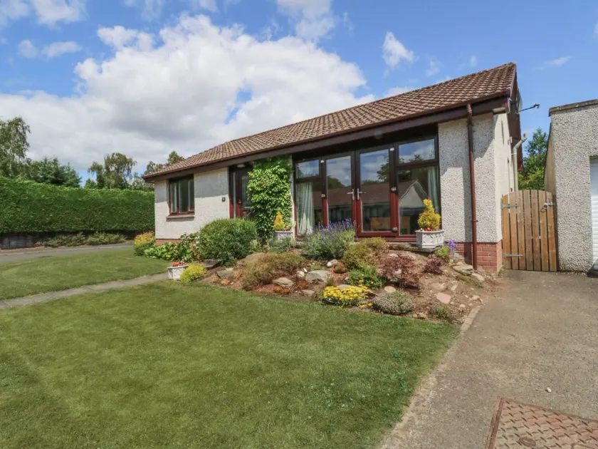 Isla Cottage - Image 1