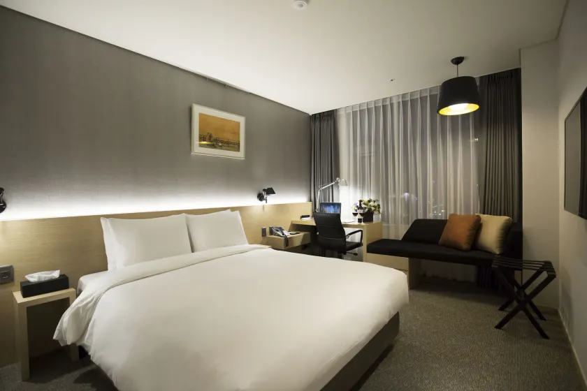 Arirang Hill Hotel Dongdaemun - Image 1