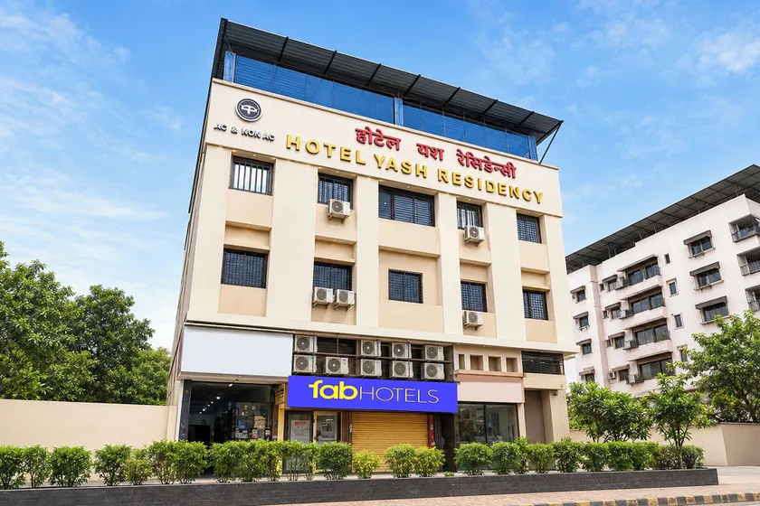 FabHotel Yash Residency II - Image 1