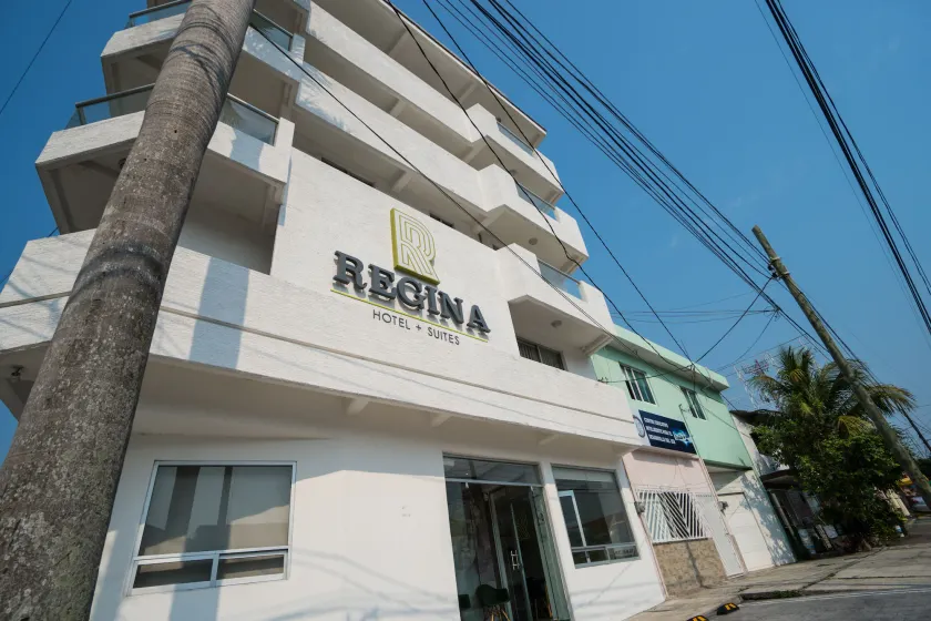 Hotel Suites Regina - Image 1