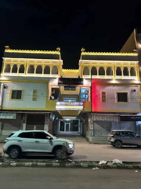 Hotel Keshav Residency - Image 1