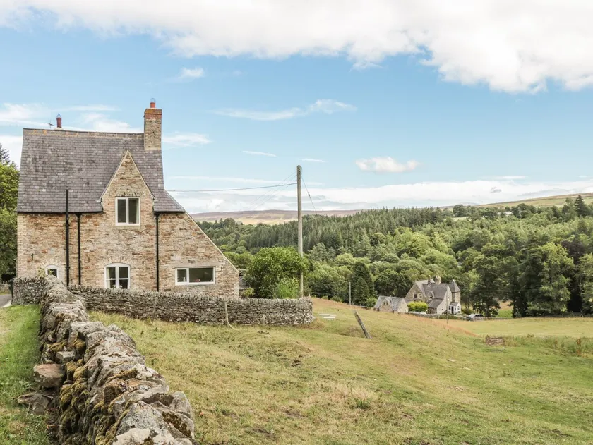 Newbiggin Cottage - Image 1