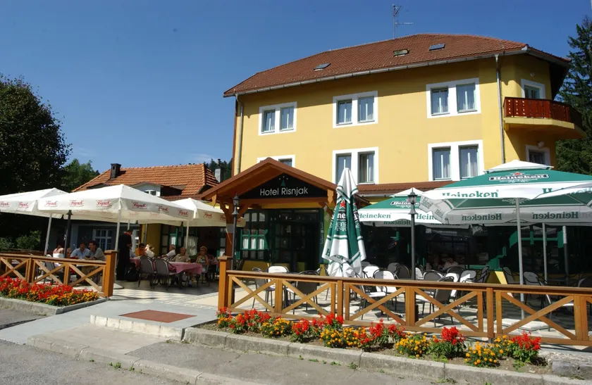 Hotel Risnjak - Image 1