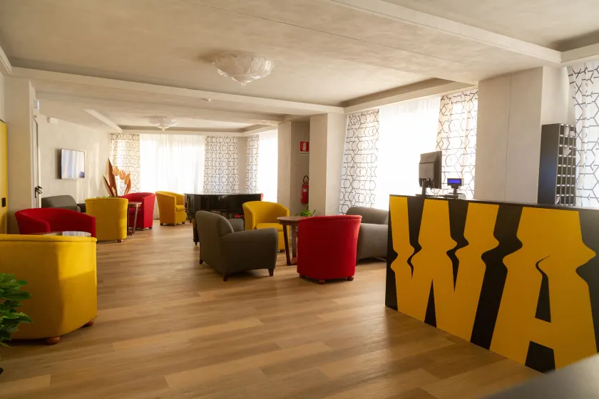 Wave Hotel - Image 1