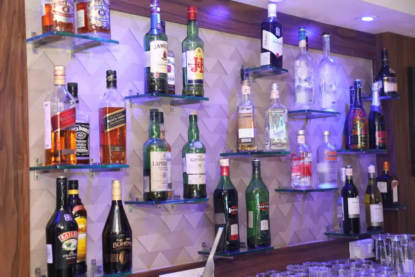 Hotel Anantha Executive Suites - Image 1