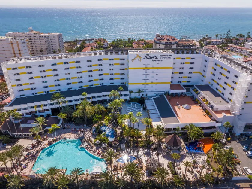 Abora Continental by Lopesan Hotels - Image 1