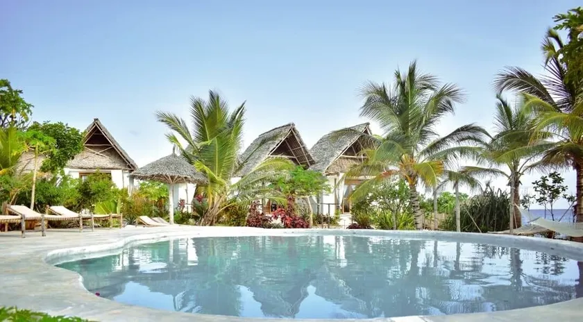 Kusini Beach Bungalows - Image 1
