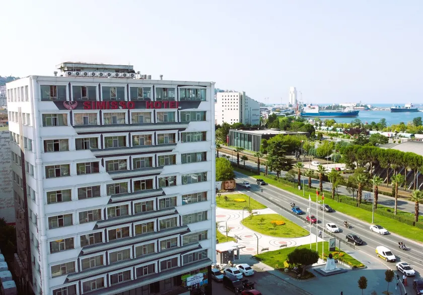 Simisso Hotel - Image 1