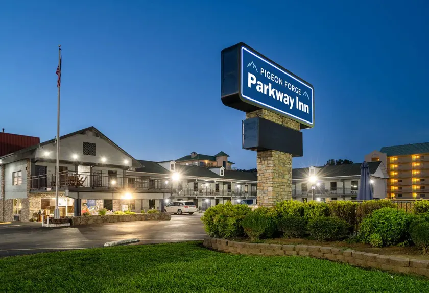Pigeon Forge Parkway Inn - Image 1