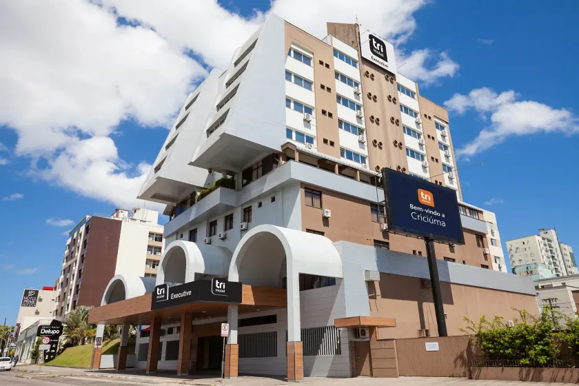 Tri Hotel Executive Criciúma - Image 1