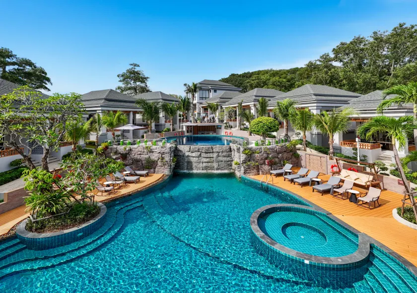 AZ Sunrise Resort & Fitness Club - Image 1