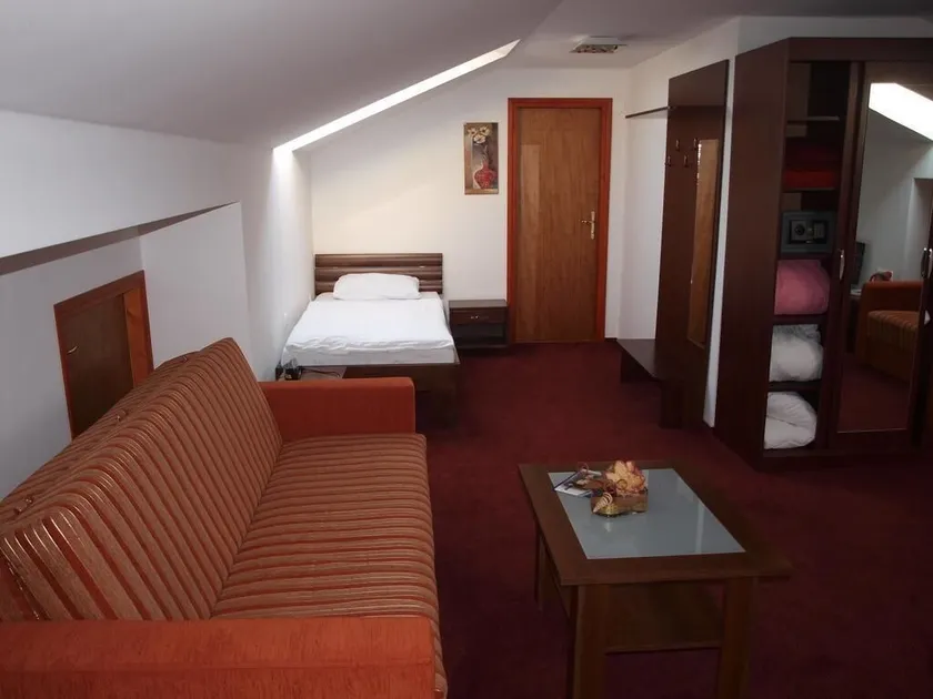 Hotel Orion - Image 1