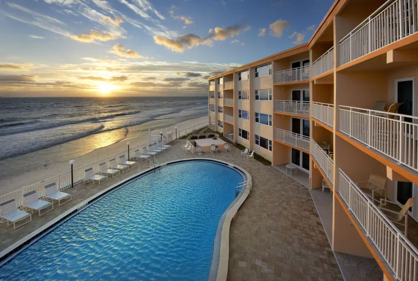 Paradise Beach Club - Oceanfront and Penthouse - Image 1