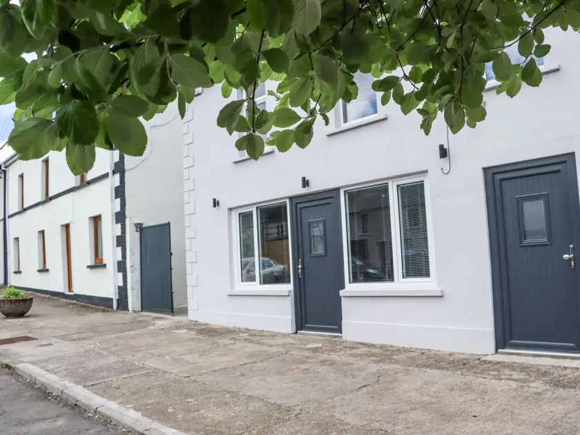 Dalys Place - Image 1