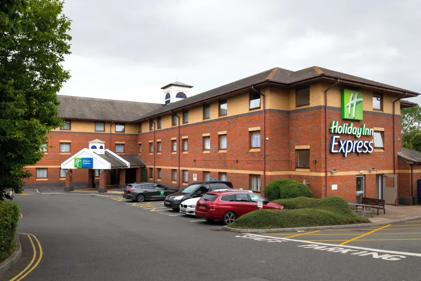 Holiday Inn Express Exeter East by IHG - Image 1