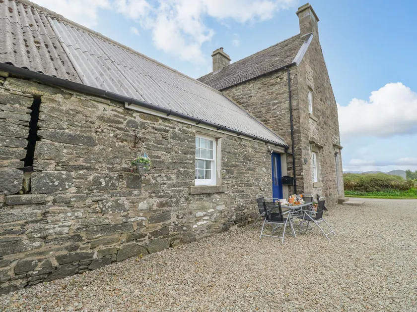 Seaview-barsloisnach Cottage - Image 1