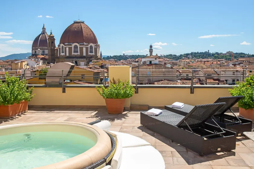 Hotel Machiavelli Palace - Image 1