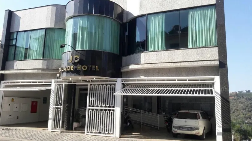 JC Palace Hotel - Image 1