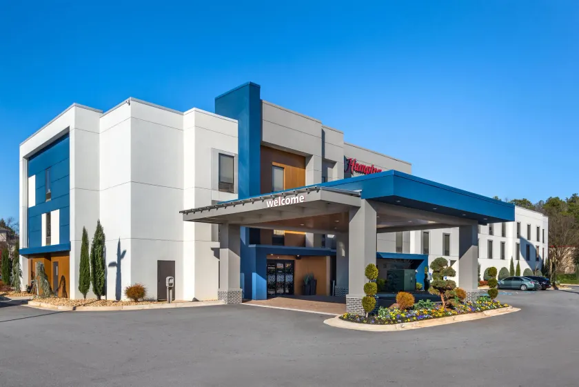 Hampton Inn Atlanta - Stockbridge - Image 1