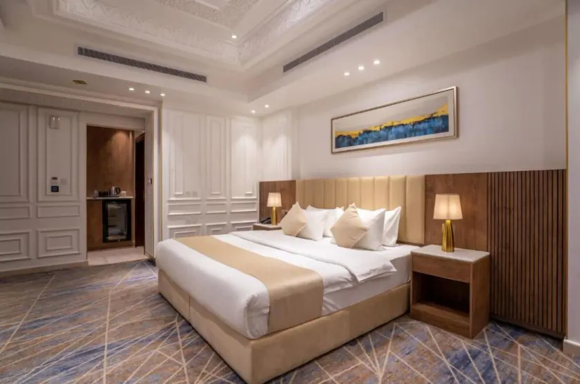 Nars Plus Al Naeem Hotel - Image 1