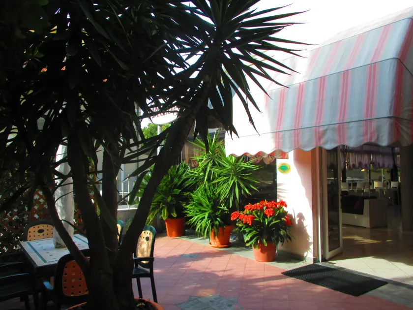 Hotel Prestige - Image 1