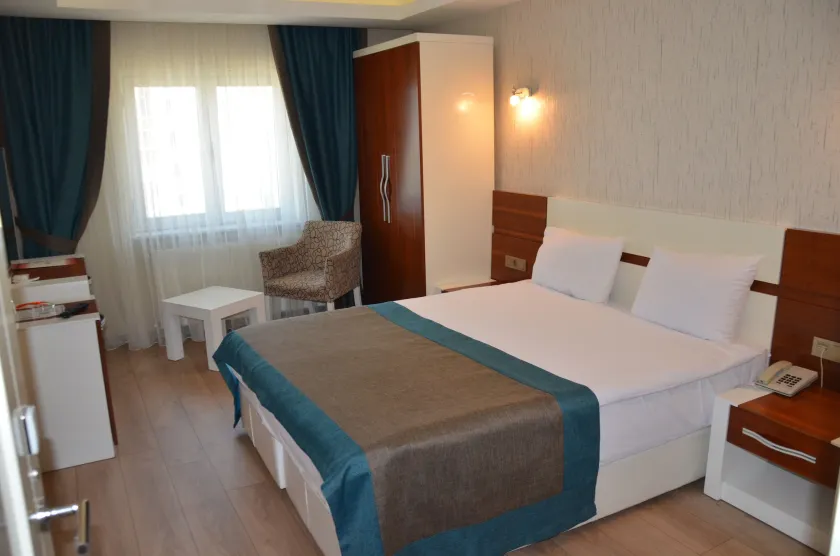 Grand Ahos Hotel - Image 1
