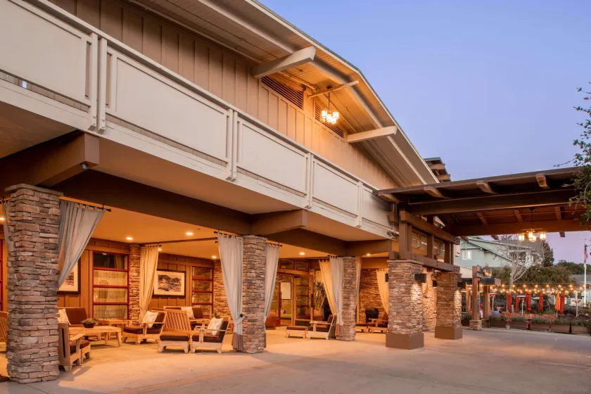 The Lodge at Tiburon - Image 1