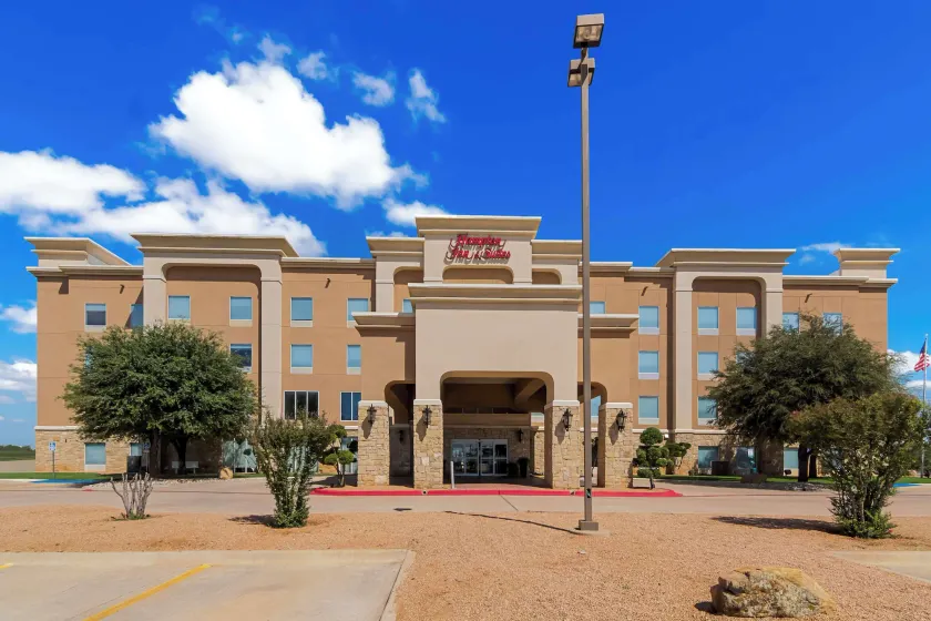 Hampton Inn & Suites Abilene I-20 - Image 1