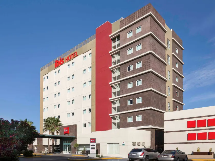 Ibis Chihuahua - Image 1