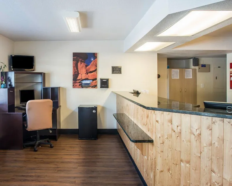 Rodeway Inn Greeley - Hall
