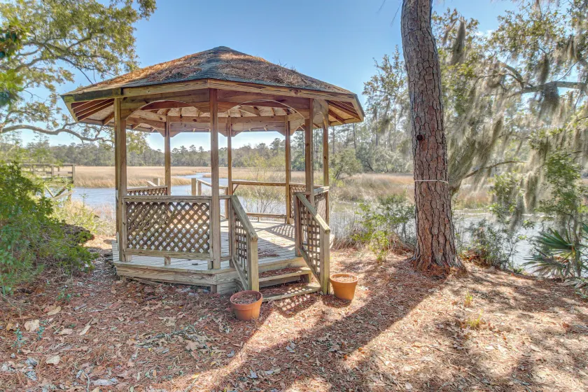 Outdoor Oasis + Tidal Creek Views: Yemassee Escape - Image 1