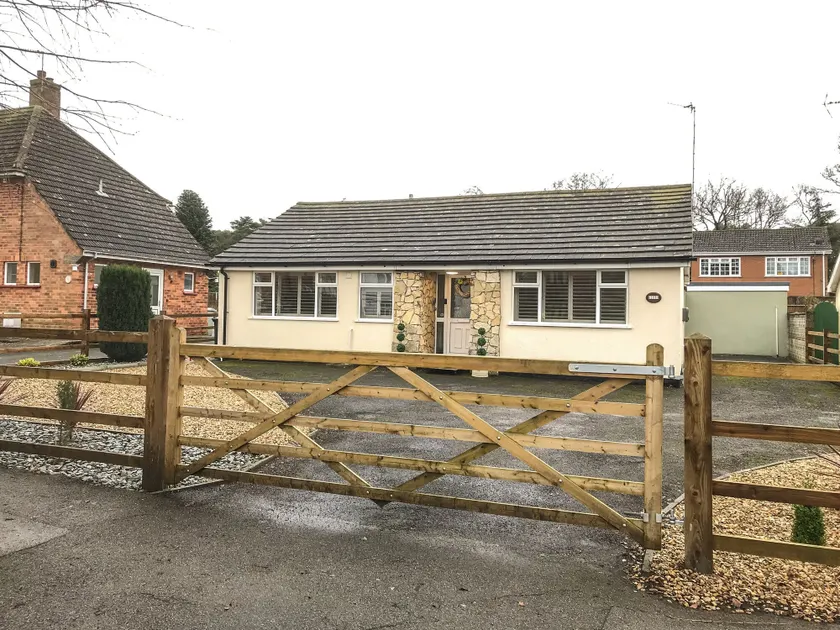 Giggling Goose Cottage - Image 1