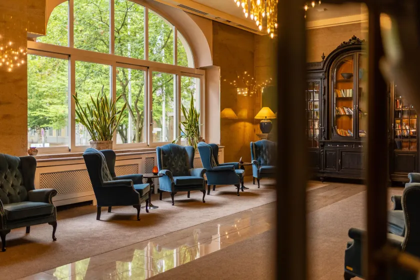 Parkhotel Kurhaus - Hall