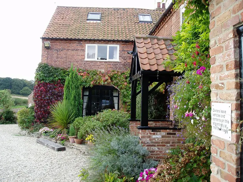 The Barns Country Guesthouse - Image 1