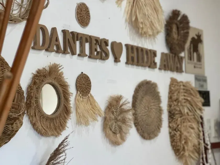 Dante's Hideaway Guest House - Image 1