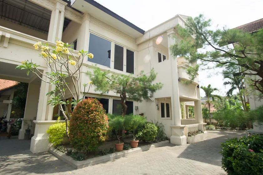 RedDoorz near Rumah Sakit Baptis Kediri - Image 1
