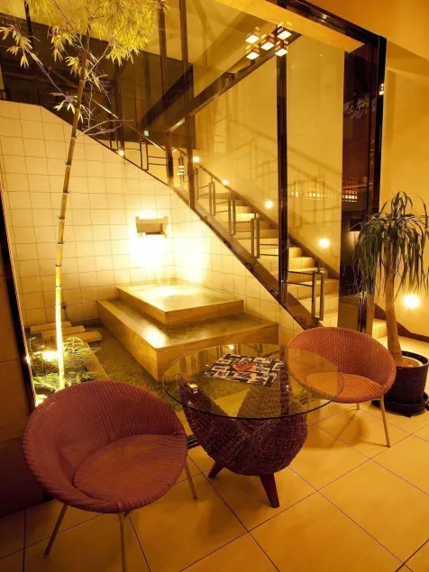 Hotel Allamanda大人の隠れ家リゾート - Image 1