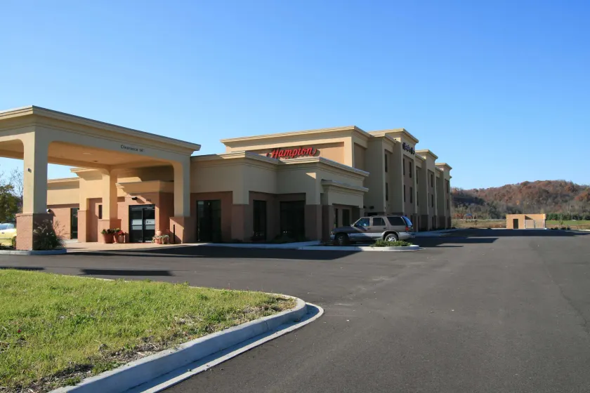 Hampton Inn Gallipolis - Image 1