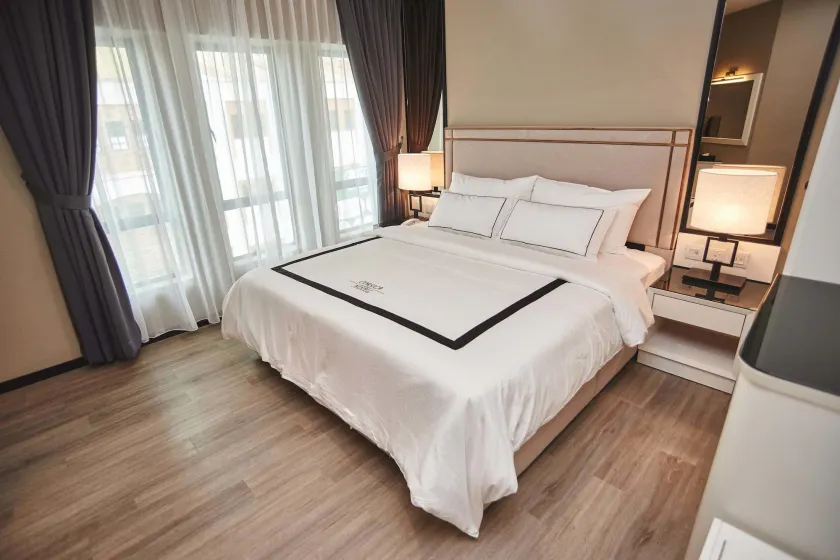 Corsica Hotel - Image 1